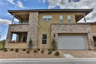 Photo #1: 2186306 Listing