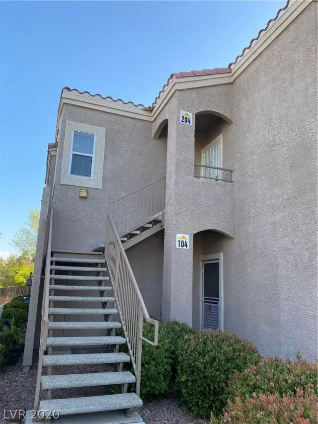 MLS: 2186309 Condo For Sale