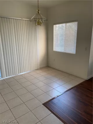 Photo #3: 2186309 Listing 