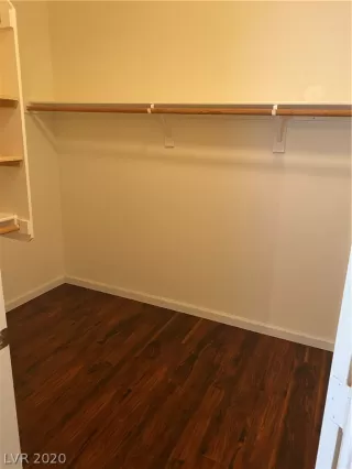 Photo #5: 2186309 Listing 