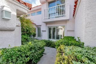 Photo #2: 2186312 Listing 