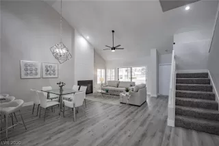 Photo #4: 2186312 Listing 