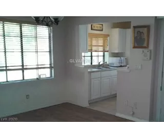 Photo #2: 2186324 Listing