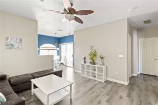 Photo #3: 2186341 Listing 