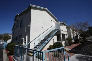 Photo #1: 2186432 Listing 