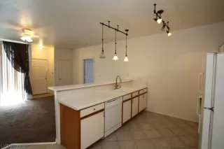 Photo #4: 2186432 Listing 