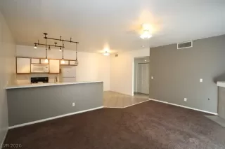 Photo #6: 2186432 Listing 