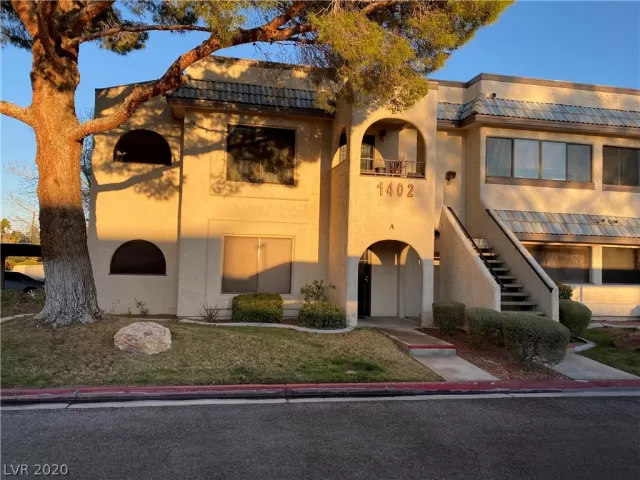 MLS: 2186472 Condo For Sale