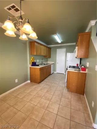 Photo #1: 2186476 Listing