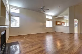 Photo #5: 2186478 Listing 