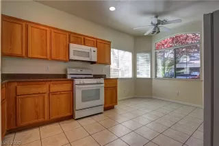 Photo #6: 2186478 Listing 