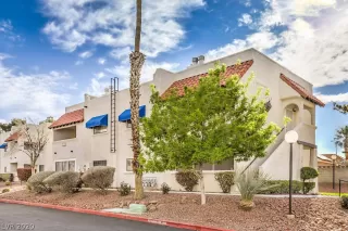 Photo #1: 2186490 Listing
