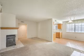 Photo #6: 2186490 Listing
