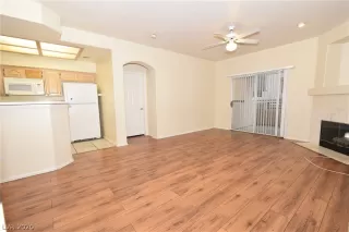 Photo #3: 2186638 Listing 