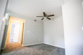 Photo #6: 2186684 Listing