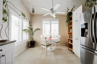 Photo #6: 2186724 Listing