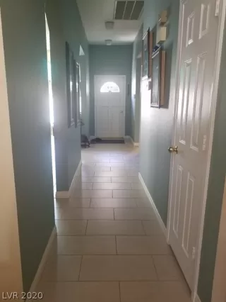 Photo #4: 2186887 Listing 