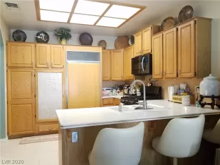 Photo #5: 2186887 Listing 