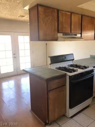 Photo #3: 2186959 Listing 