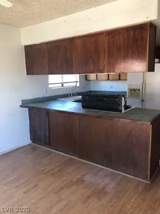 Photo #6: 2186959 Listing 