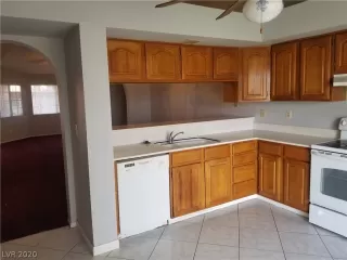 Photo #4: 2187023 Listing 