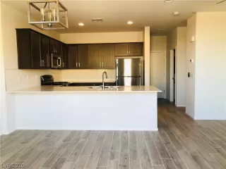 Photo #1: 2187096 Listing 