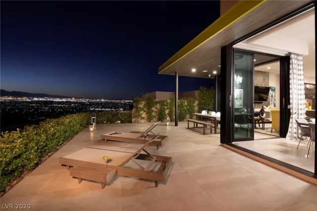 MLS: 2187128 Condo For Sale