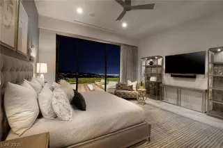 Photo #3: 2187128 Listing