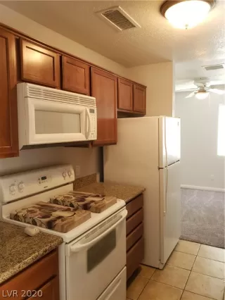 Photo #5: 2187150 Listing