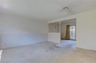 Photo #5: 2187151 Listing