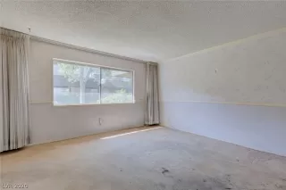 Photo #6: 2187151 Listing