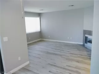 Photo #2: 2187170 Listing