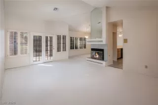 Photo #2: 2187195 Listing