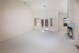 Photo #4: 2187195 Listing