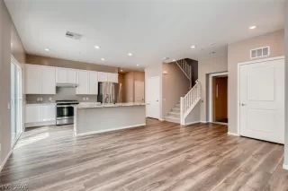 Photo #2: 2187221 Listing 