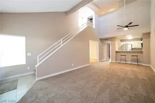 Photo #1: 2187239 Listing