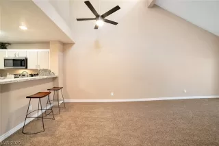 Photo #3: 2187239 Listing