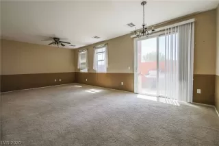 Photo #5: 2187261 Listing