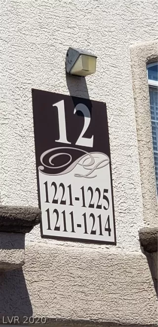 Photo #2: 2187338 Listing