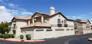 Photo #3: 2187338 Listing