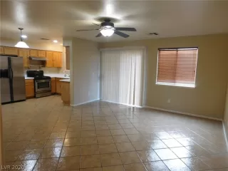 Photo #3: 2187343 Listing 