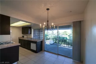 Photo #3: 2187352 Listing 