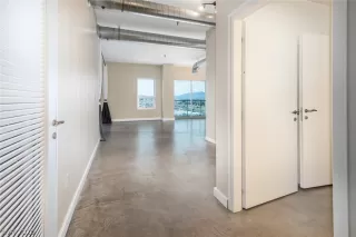 Photo #1: 2187362 Listing