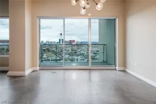 Photo #3: 2187362 Listing