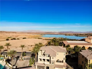 Photo #5: 2187582 Listing 