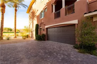 Photo #6: 2187582 Listing 