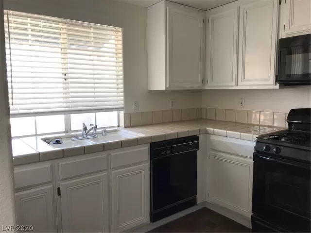 MLS: 2187660 Condo For Sale