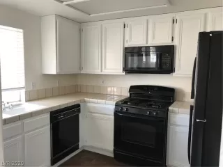 Photo #3: 2187660 Listing 