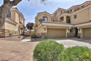 Photo #4: 2187735 Listing 