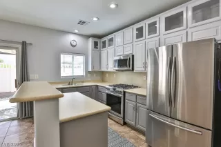 Photo #6: 2187735 Listing 